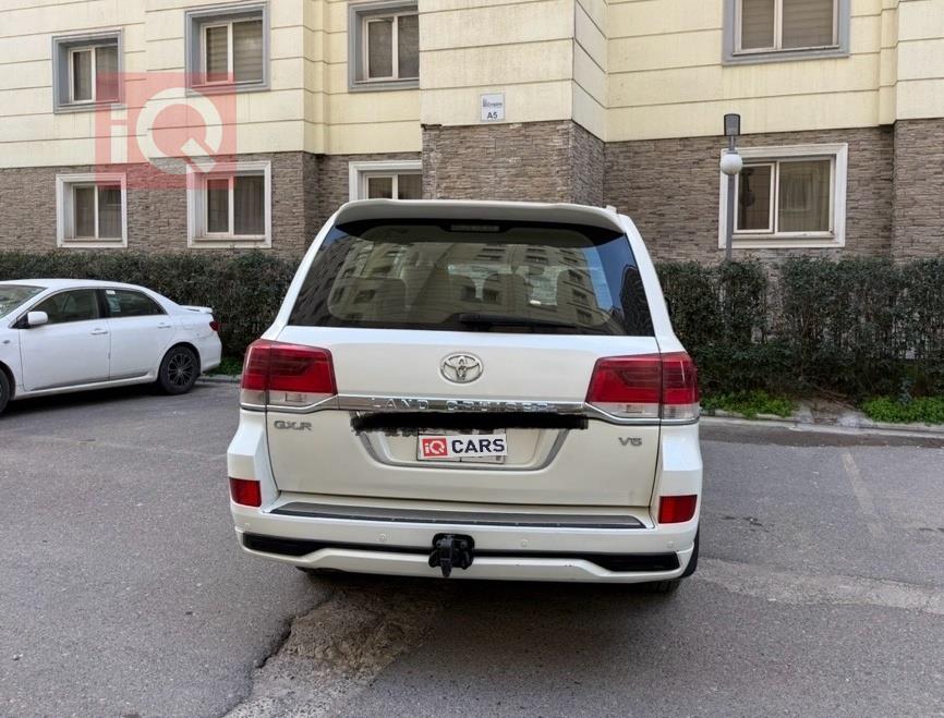 تويوتا لاندكروزر